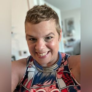 Meet your Posher, Traci